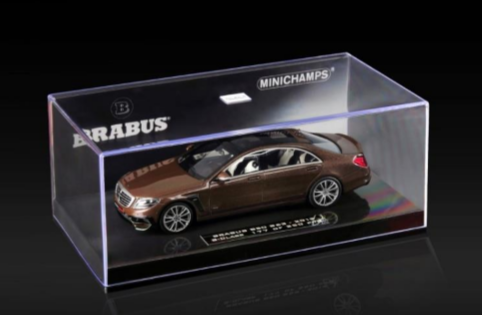 BRABUS Модель BRABUS 850 S63 2015 1:43 коричнева